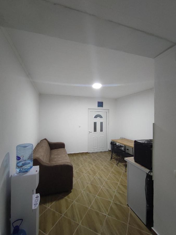 Hidden Villa Apartments コトル エクステリア 写真